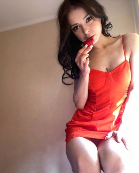 Sweet brunette teen Molly Lo takes a series of non-nude self shots