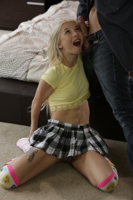 Blonde sweetie Kenzie Reeves plays naughty big dick games with step daddy