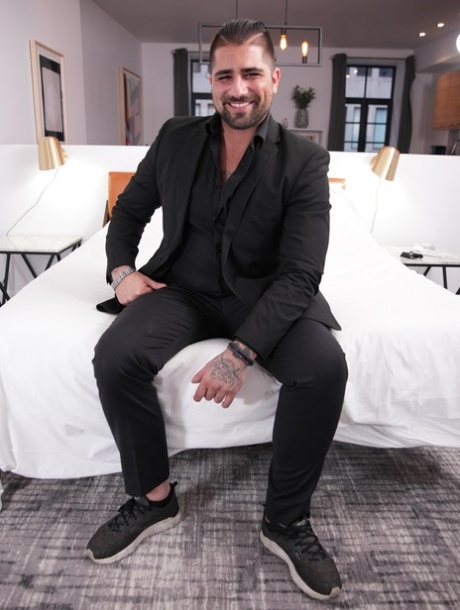 Redheaded babe Bonny Lee flirts with her stepdad before stripping naked