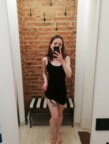 Skinny amateur teen posing naked and in her sexy dress in the mirror