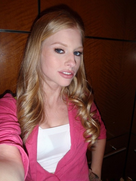 Cheating blonde girlfriend takes off her clothes for nude selfies