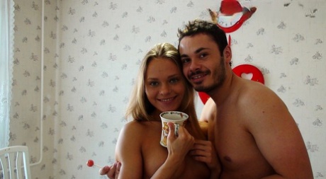 Amateur girl Mila and her man friend have sex in various locations at home