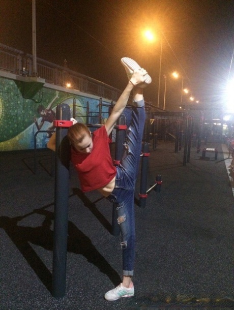 Geeky amateur ginger shows her big tits and rubs her twat in the mirror