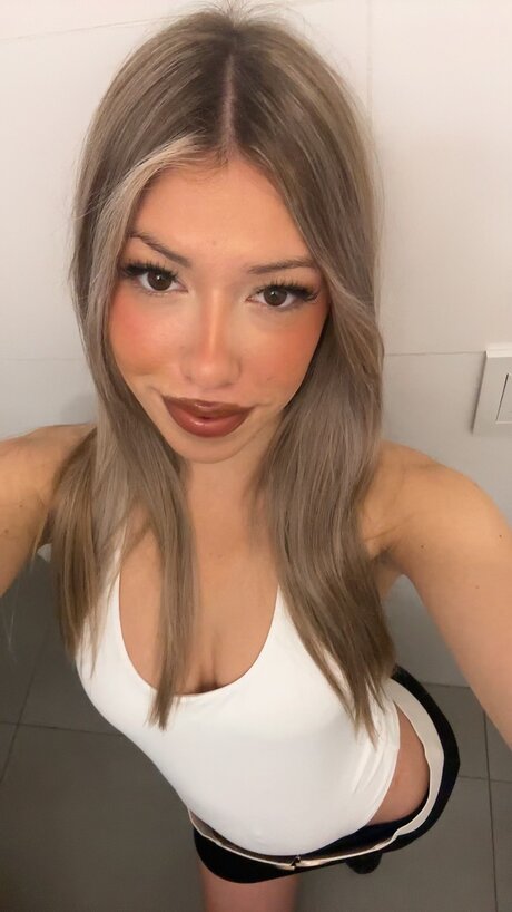 OnlyFans Hey Its Millie XX starring Hey Its Millie XX Porn XXX