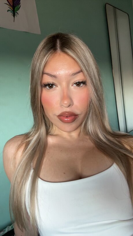 OnlyFans Hey Its Millie XX starring Hey Its Millie XX Porn XXX