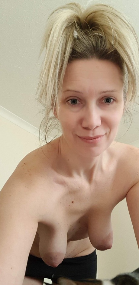 OnlyFans Hanysy featuring hanysy Naked Pics