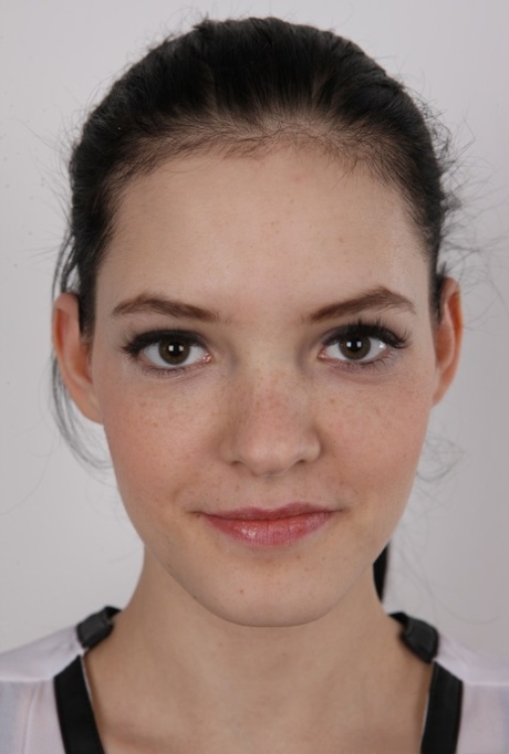 Cute teen Aneta peels her jeans to pose naked for a casting shoot