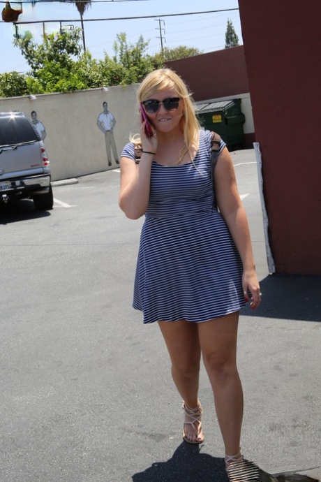 Chubby chick Melissa May gets naughty and shows off her thick sexy ass