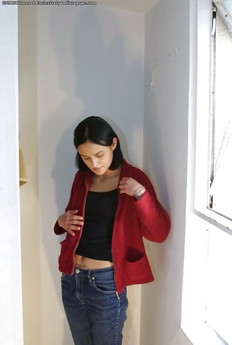 Sweet babe teen Katelyn spreading her hairy ass and wet pussy