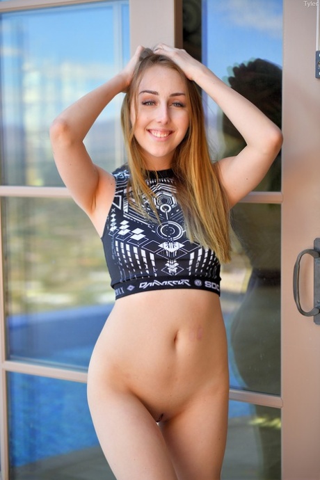 Naughty girlfriend Tyler pinches naked nipples and spreads ass by the pool