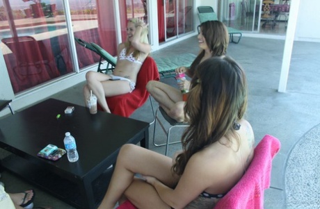 Unsuspecting chick gets cummed on in public and ends up in bukkake orgy