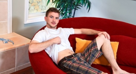 Hot ebony Devilish Desire pegging with strapon to get her booty covered in cum