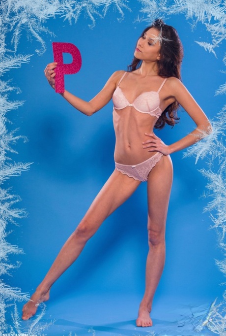 Flexible long legged Eva wishes Happy New Year as she poses naked