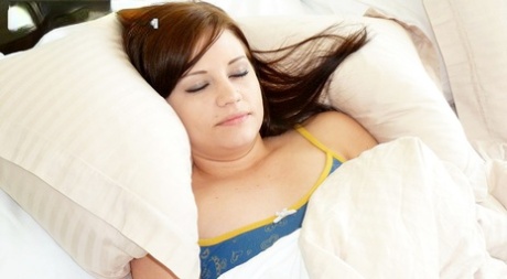 Amateur girl Brandy partakes in POV sex after her bf wakes her from a sleep