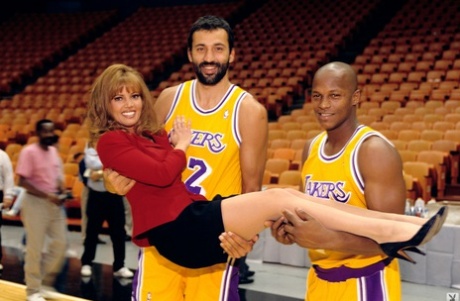 Lakers babe Jeanie Buss showing her hairy pussy and her natural tits