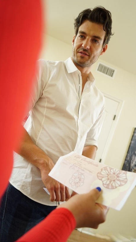 Big eyed brunette Ella Knox frees big tits for family member massage & boff