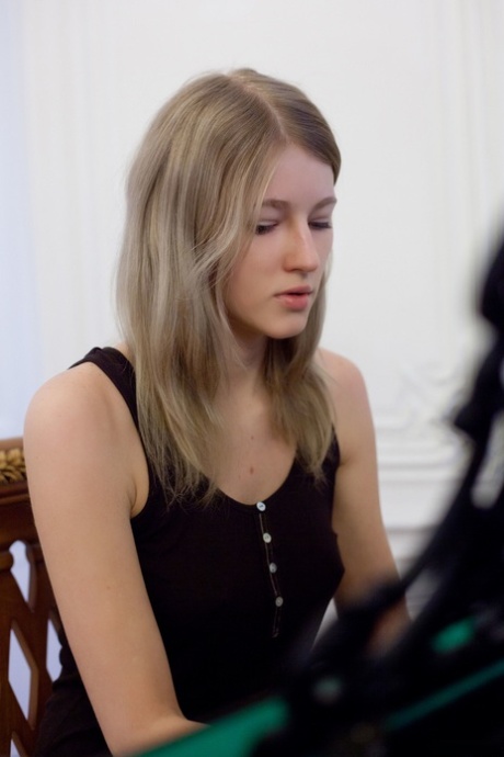 Sexy babe Mila I undressing and posing butt naked in the bathroom