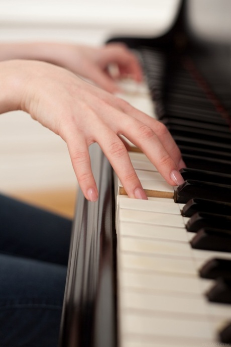 Sexy babe Mila I undressing and posing butt naked in the bathroom