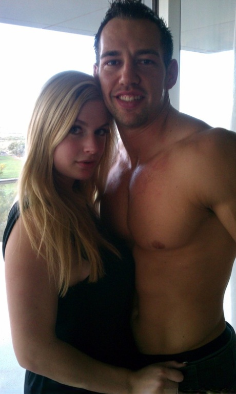 Blonde amateur Danielle takes non nude selfies of her daily life