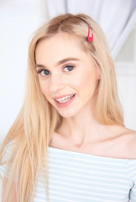 Blonde spinner Chanel Shortcake sits naked on her stepfather's lap