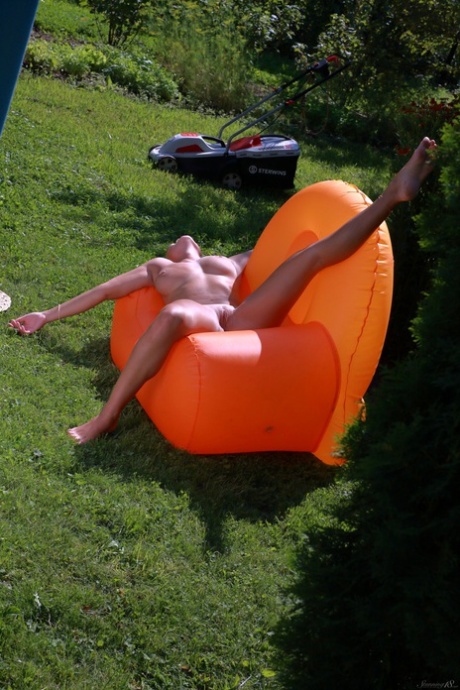 Stunning 18 performed by Darina N Hot Gallery