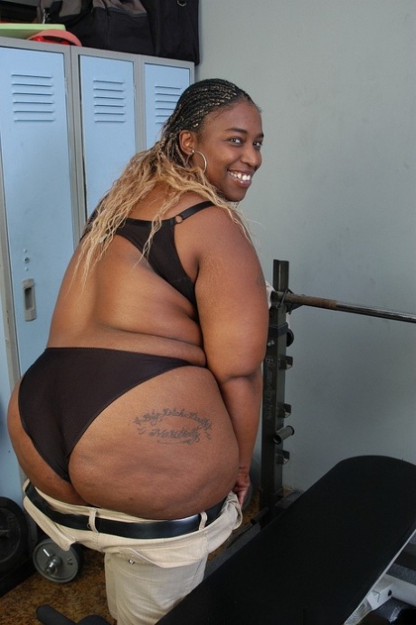 BBBW Lyrico exposing big black breasts and big fat black ass