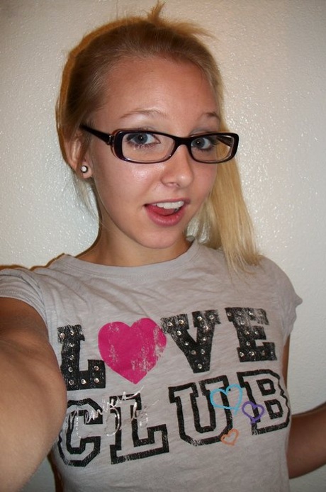 Cute nerdy teen Elle 3 takes selfies of her fresh natural nipples and ass