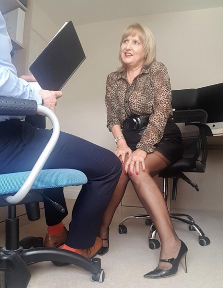 Chubby mature woman Lorna Blu gets herself some hardcore cock at the office