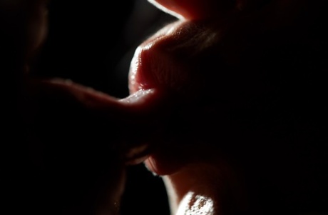 Closeuo romance in sensual scenes of raw sex with brunette Chrissy