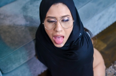 Petite Arab girl Angel Del Rey gets deep anal fuck in hijab & glasses
