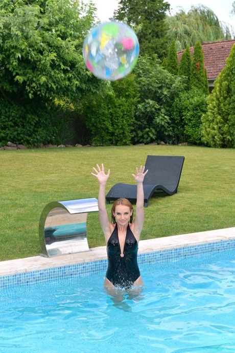 Wet chick Kaisa Nord and a man friend exchange oral sex in and out of a pool